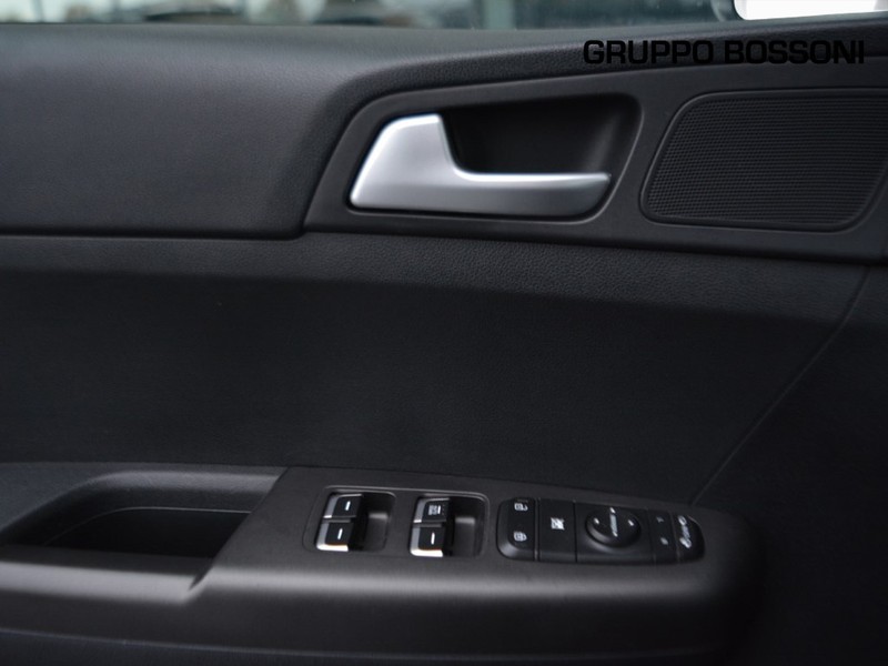 13 - Kia Sportage 1.6 crdi 115cv business class 2wd