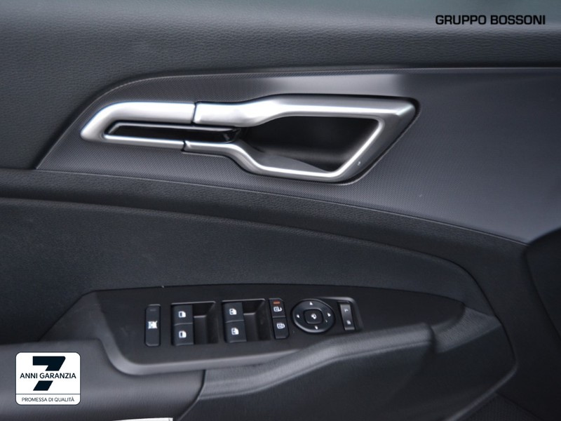 13 - Kia Sportage 1.6 t-gdi hev style at6