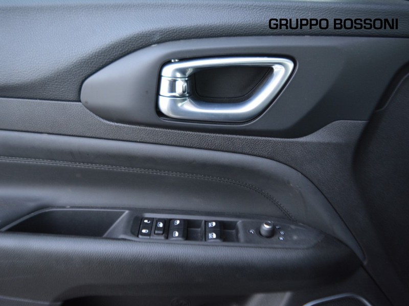 13 - Jeep Compass 1.6 multijet ii 130cv s 2wd