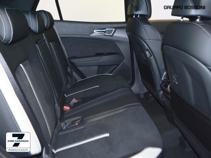 7 - Kia Sportage 1.6 t-gdi hev gt-line at6