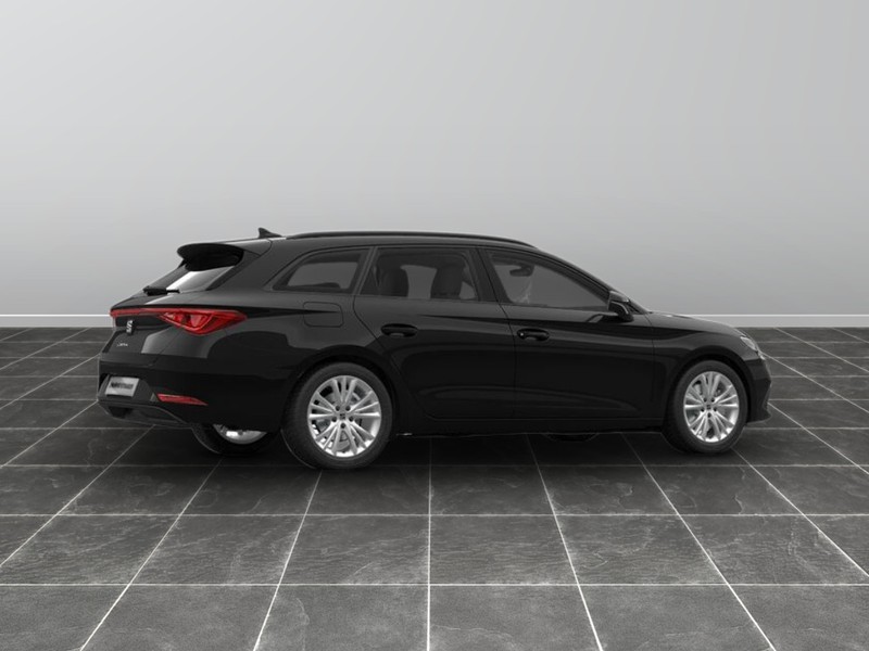 13 - Seat Leon sportstourer 2.0 tdi 150cv business dsg