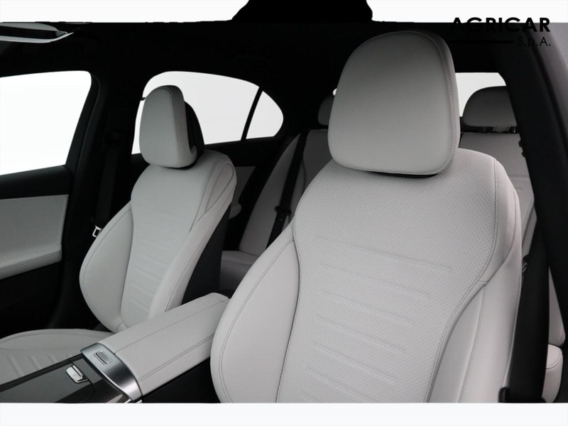 7 - Mercedes Classe C berlina 220 d mild hybrid 200cv amg line premium 4matic 9g-tronic