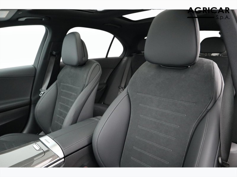 7 - Mercedes Classe C berlina 300 d mild hybrid amg line premium 4matic 9g-tronic