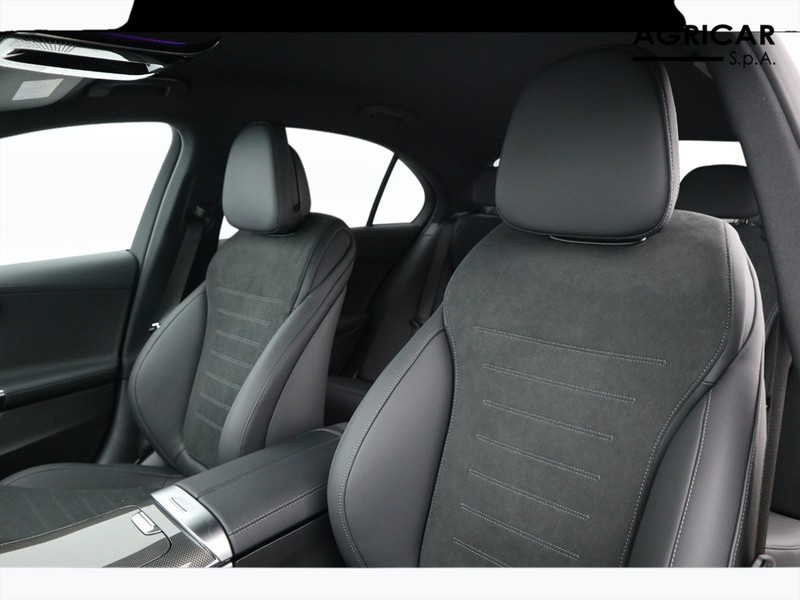 7 - Mercedes Classe C berlina 220 d mild hybrid 200cv amg line advanced 4matic 9g-tronic