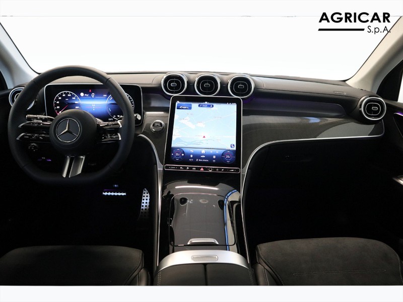 13 - Mercedes GLC suv 300 de plug in hybrid amg line advanced tech 4matic 9g-tronic