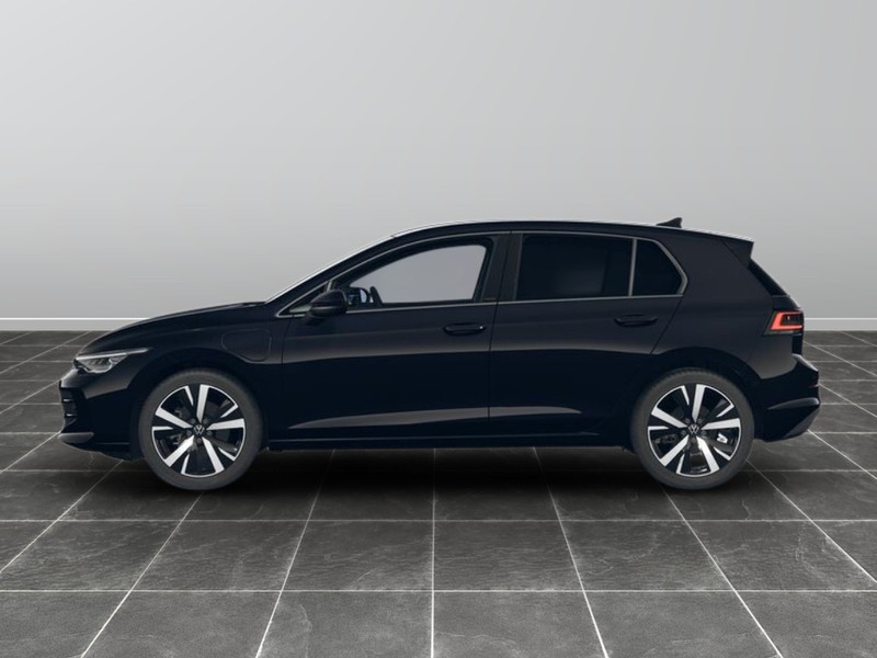 1 - Volkswagen Golf 1.5 tsi ehybrid 204cv edition plus dsg