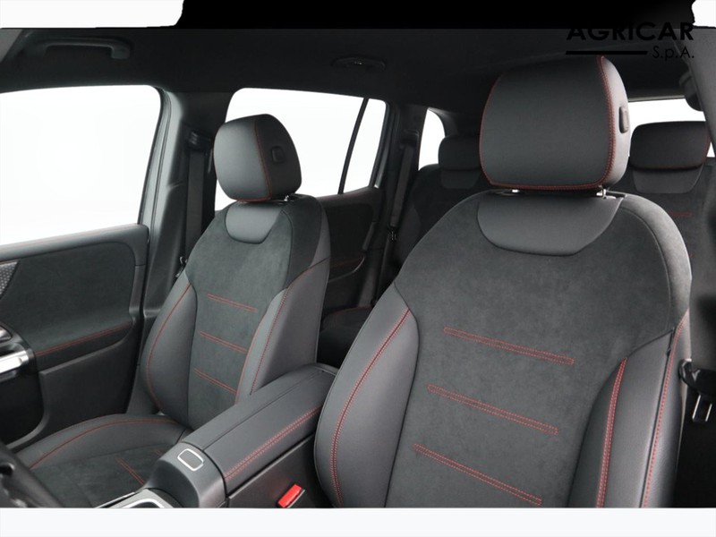 7 - Mercedes EQB 250+ amg line advanced