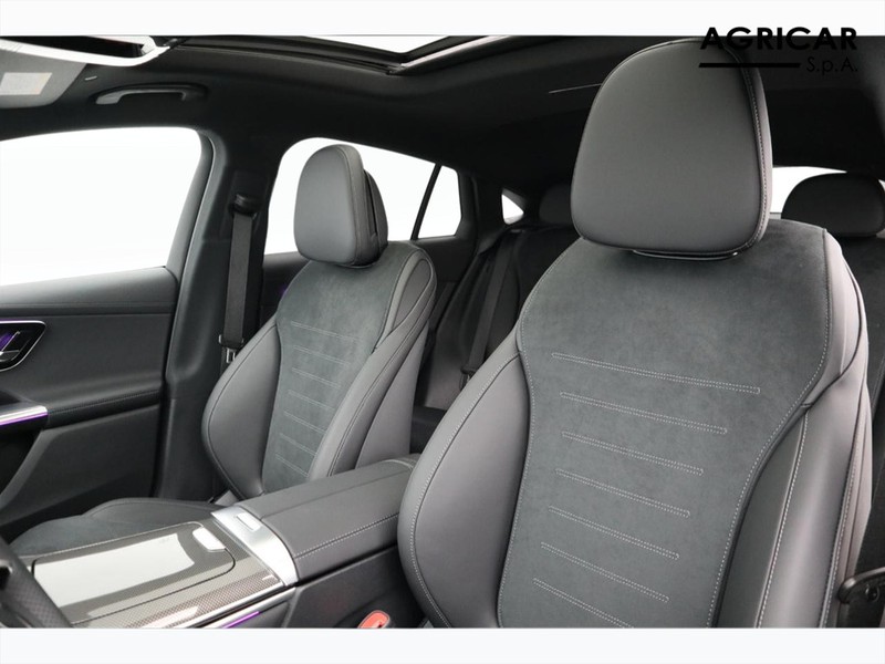 7 - Mercedes GLC coupe 300 de plug in hybrid amg line premium 4matic 9g-tronic