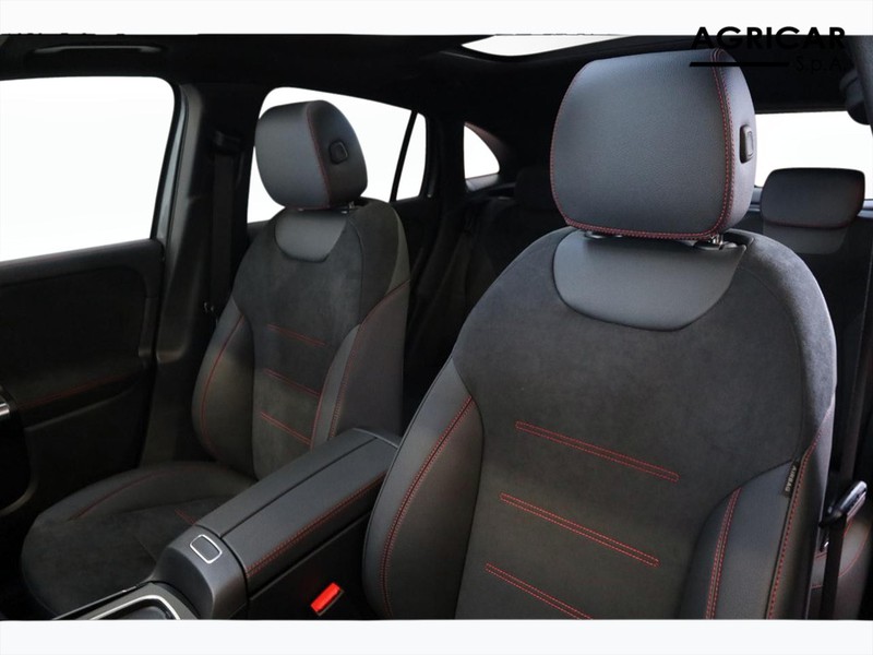 7 - Mercedes GLA 200 d amg line premium 8g-dct