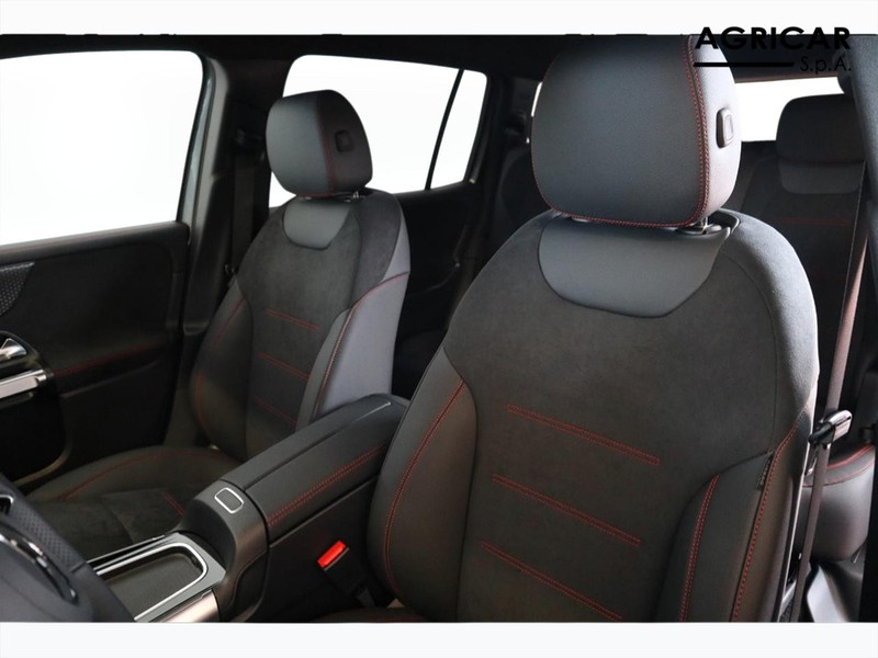 7 - Mercedes EQB 250+ amg line advanced plus