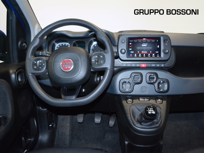 7 - Fiat Panda cross 1.0 firefly hybrid 70cv s&s 5p.ti