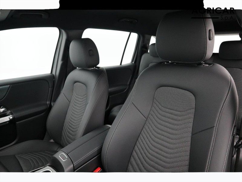 7 - Mercedes EQB 350 progressive advanced 4matic