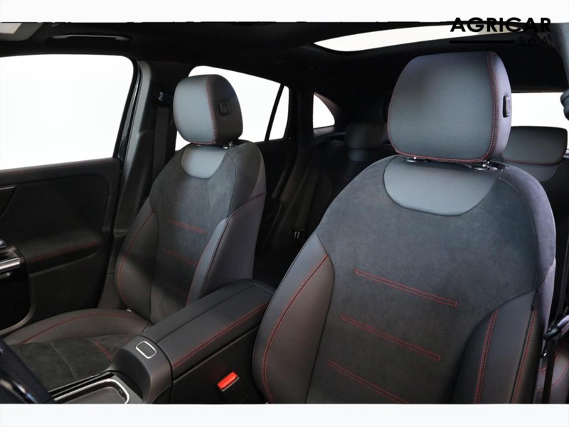 7 - Mercedes GLA 200 d amg line premium 4matic 8g-dct