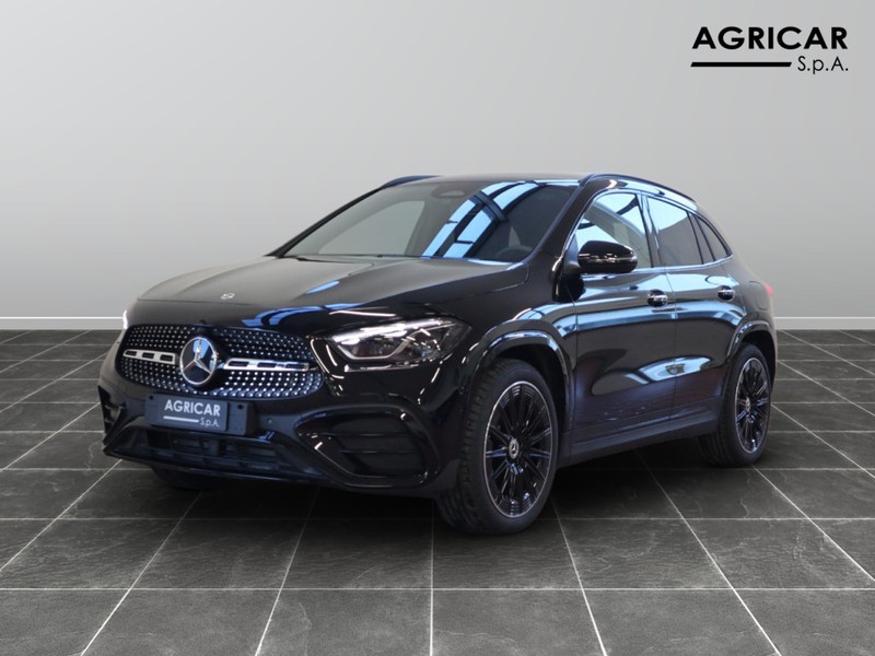 1 - Mercedes GLA 200 d amg line premium 4matic 8g-dct
