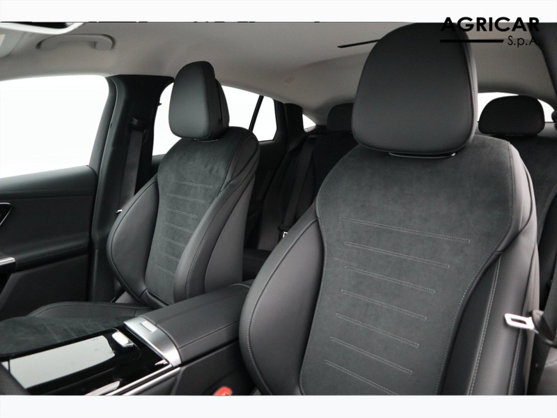 7 - Mercedes GLC coupe 300 de plug in hybrid amg line advanced tech 4matic 9g-tronic