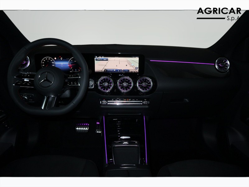 13 - Mercedes GLA 200 d amg line advanced plus 4matic 8g-dct