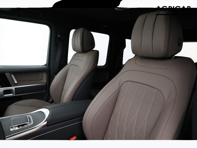 7 - Mercedes Classe G 580 eq amg line