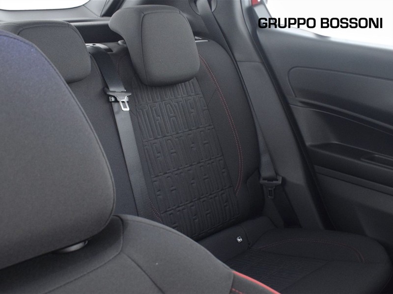 19 - Fiat 600 54kwh red