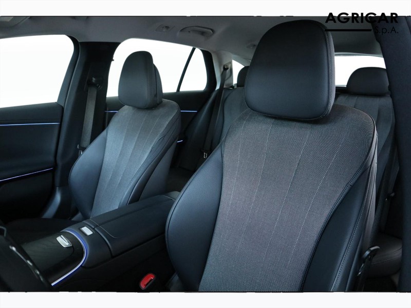 7 - Mercedes Classe E station wagon 220 d advanced 9g-tronic