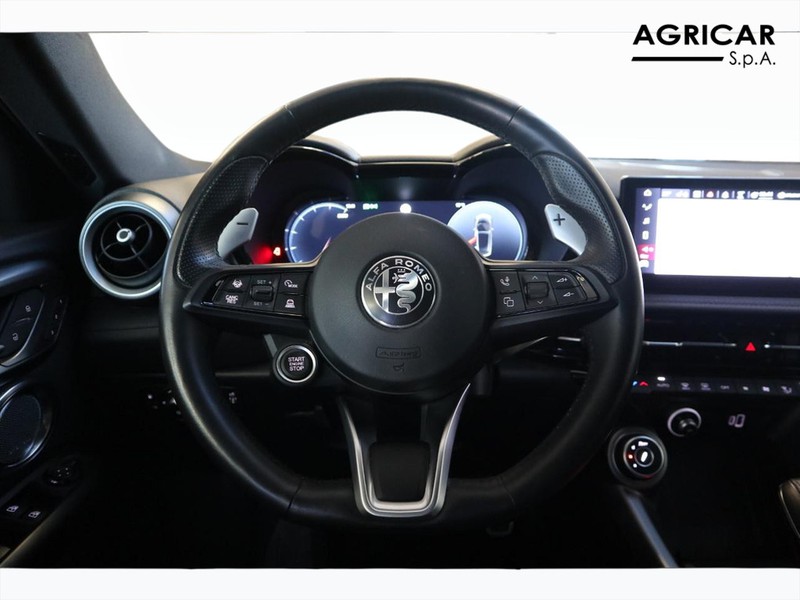 19 - Alfa Romeo Tonale 1.3 plug in hybrid 280cv veloce q4 at6