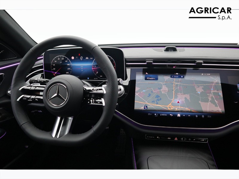 13 - Mercedes Classe E station wagon 220 d amg line premium 4matic 9g-tronic