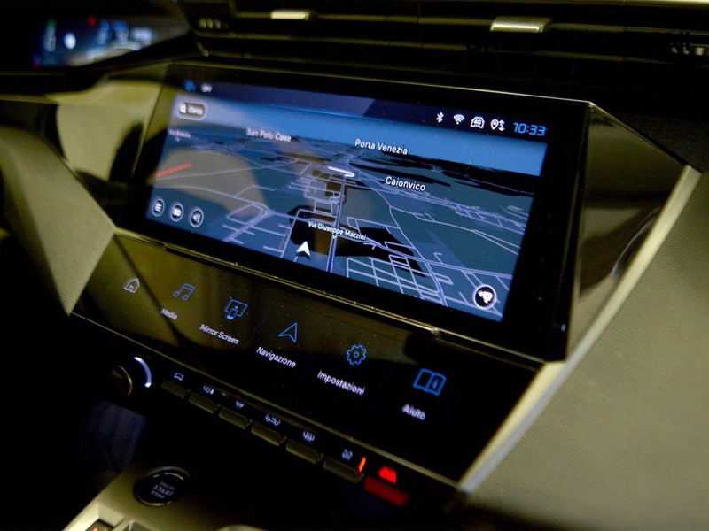 13 - Peugeot 308 1.5 bluehdi allure pack eat8 s&s