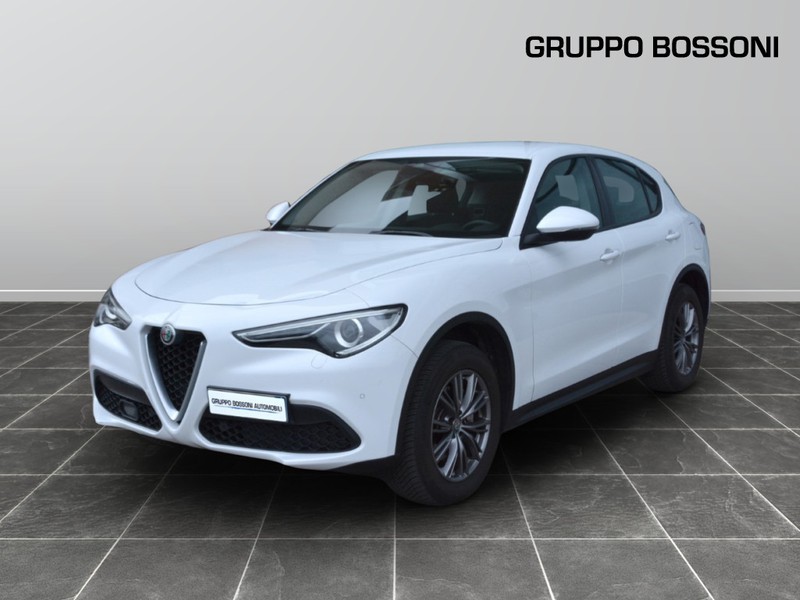 1 - Alfa Romeo Stelvio 2.0 turbo 200cv business q4 at8