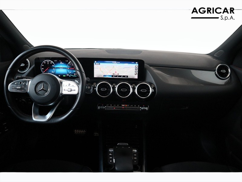 13 - Mercedes GLA 250 e plug in hybrid (e eq-power) premium 8g-dct