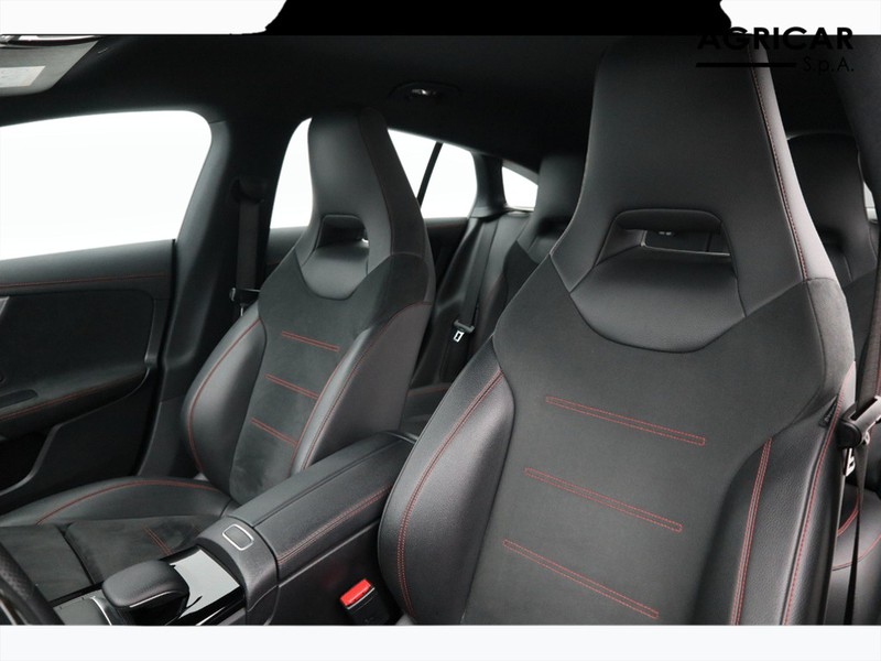 7 - Mercedes CLA shooting brake 200 d premium 8g-dct