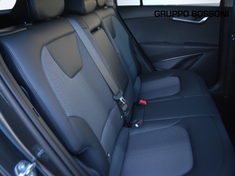 7 - Kia Niro 1.6 gdi plug-in hybrid 171cv style dct6