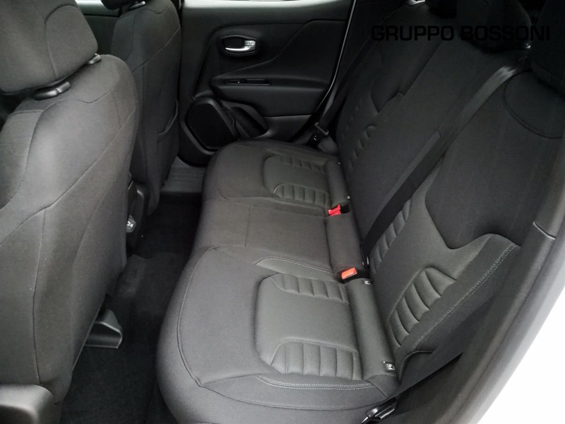 13 - Jeep Renegade 1.5 turbo t4 mhev north star 2wd dct