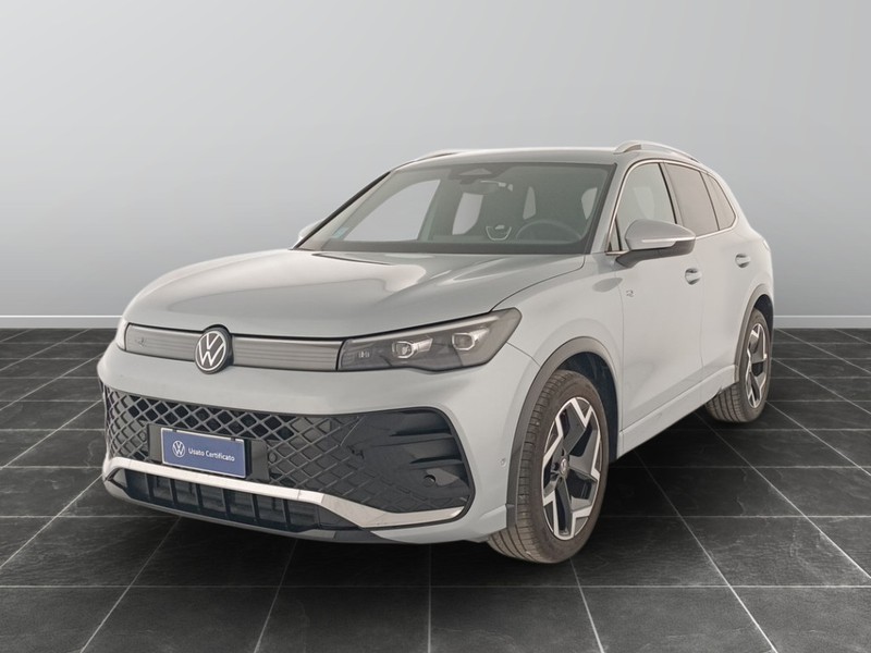 1 - Volkswagen Tiguan 2.0 tdi scr 150cv r-line dsg