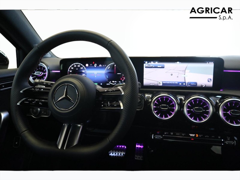 13 - Mercedes Classe A 250 e plug-in-hybrid amg line advanced plus speedshift dct amg 8g