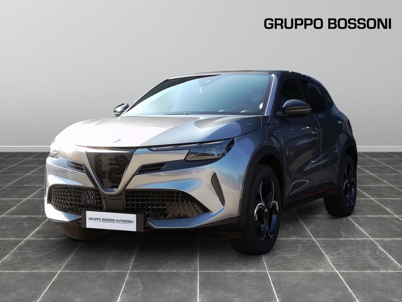 1 - Alfa Romeo Junior 1.2 hybrid 145cv ibrida speciale edct6