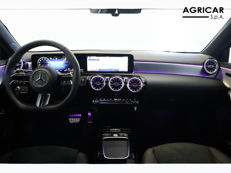 13 - Mercedes Classe A 250 e plug-in-hybrid amg line advanced plus speedshift dct amg 8g
