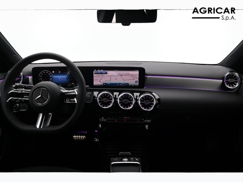 13 - Mercedes Classe A 250 e plug-in-hybrid amg line advanced plus speedshift dct amg 8g