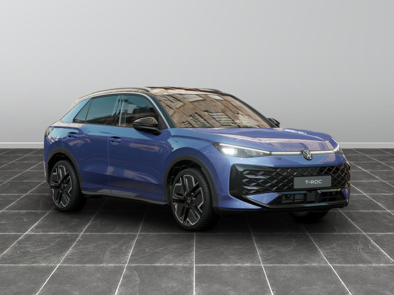 1 - Volkswagen T-Roc 1.5 etsi act 150cv r-line dsg