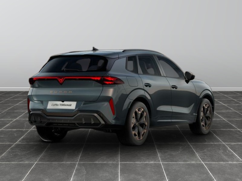 13 - Cupra Terramar 1.5 hybrid 150cv