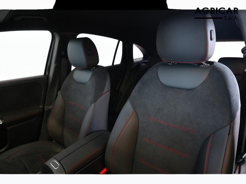 7 - Mercedes GLA 200 d amg line advanced plus 8g-dct