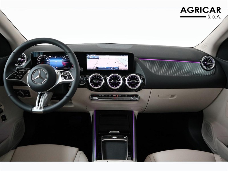 13 - Mercedes GLA 200 d progressive advanced plus 8g-dct