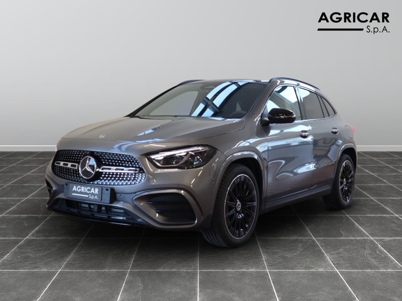 1 - Mercedes GLA 200 d amg line premium 8g-dct