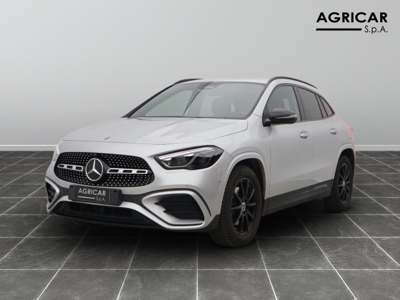 1 - Mercedes GLA 180 d amg line advanced plus 8g-dct
