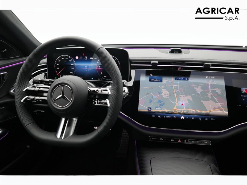 13 - Mercedes Classe E berlina 220 d amg line premium 4matic 9g-tronic