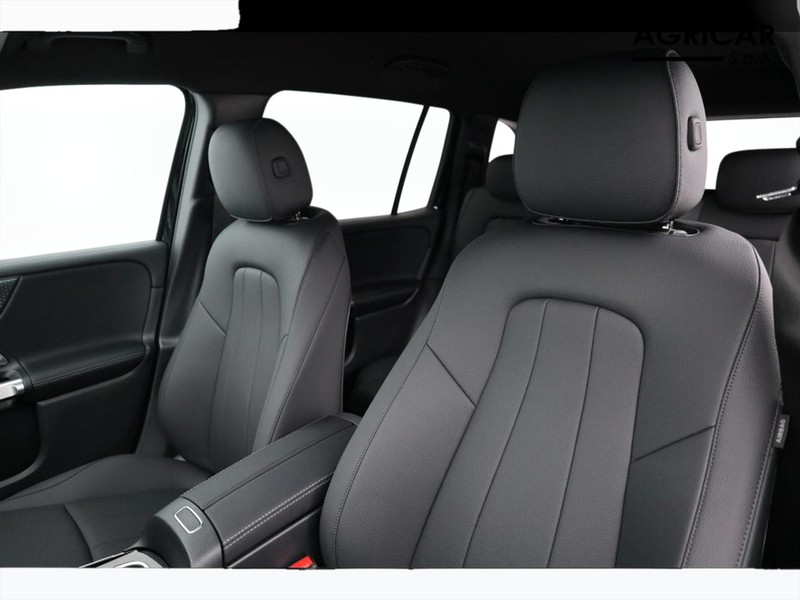 7 - Mercedes GLB 200 d progressive advanced plus 8g-dct