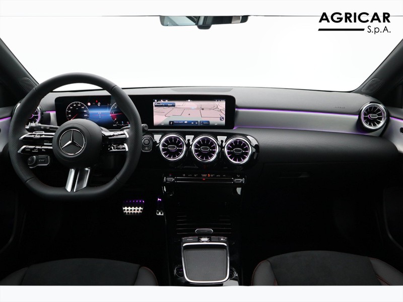 13 - Mercedes Classe A 180 d amg line advanced plus speedshift dct amg 8g