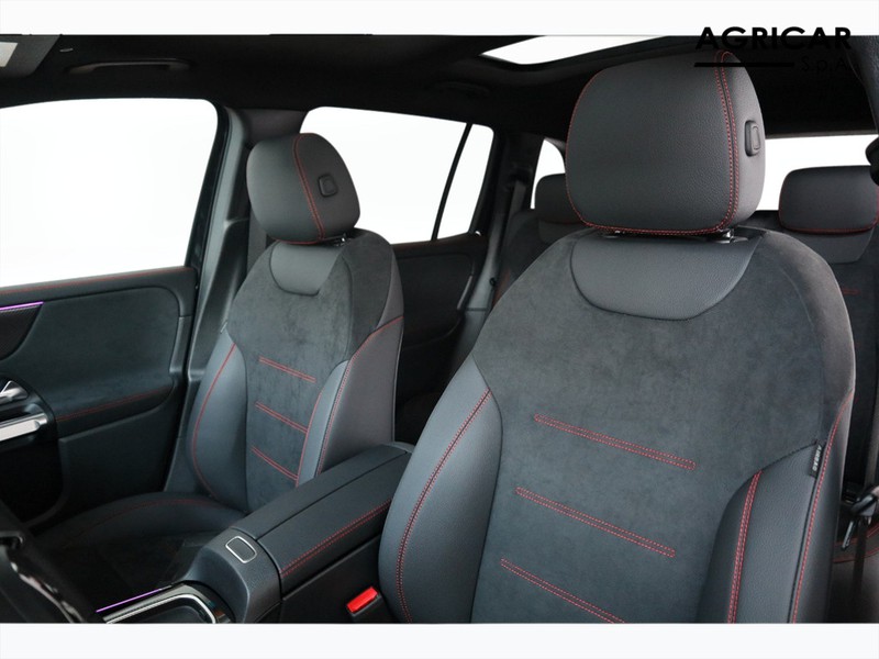 7 - Mercedes GLB 200 d amg line premium 8g-dct