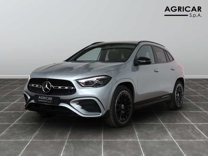 1 - Mercedes GLA 220 d amg line premium 4matic 8g-dct