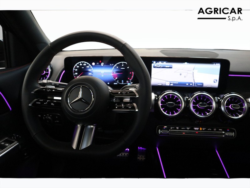 13 - Mercedes GLB 220 d amg line premium 4matic 8g-dct