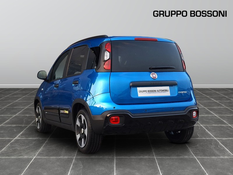 7 - Fiat Pandina cross 1.0 firefly hybrid 70cv s&s