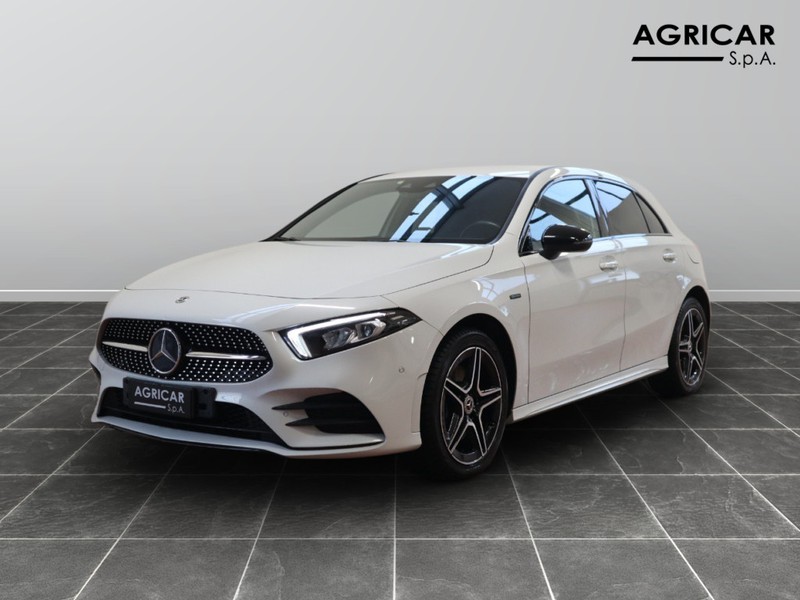1 - Mercedes Classe A 250 e plug in hybrid (e eq-power) premium plus edition 7g-dct